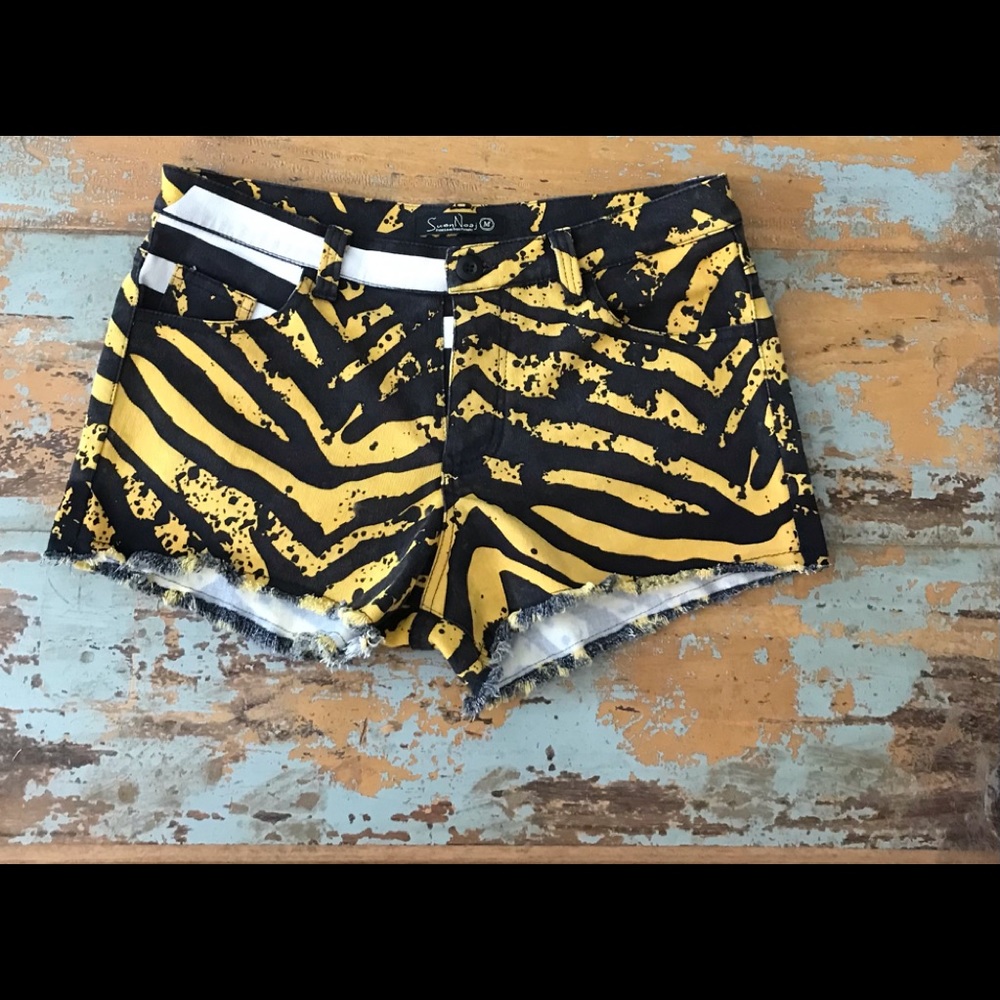 Suen Noaj Free Love. Free People. Denim Shorts